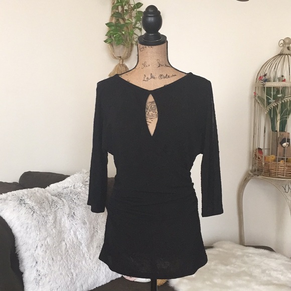 Ashro Tops - ASHRO cold shoulder top 🍂🖤🍂